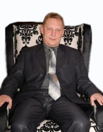 Денис Петрович